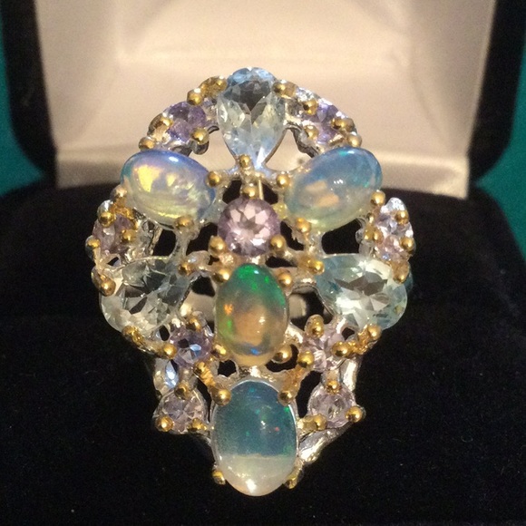 Genuine Natural Opal & Tanzanite Ring - Picture 7 of 11